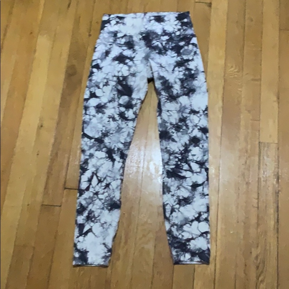 Wunder Under high rise tie dye 7/8 tight luxtreme